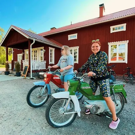 Feriegård Tackork Gard & Marina