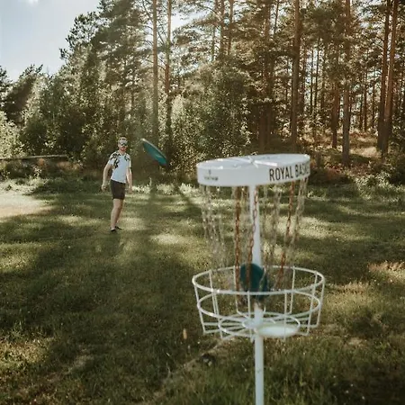 Tackork Gard & Marina Nauvo