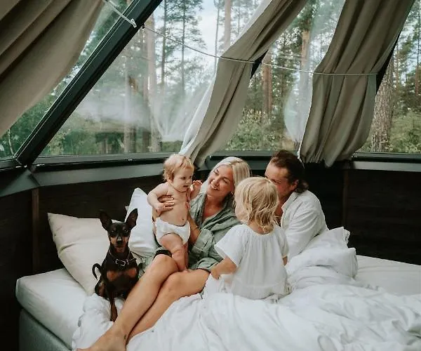 Tackork Gard & Marina